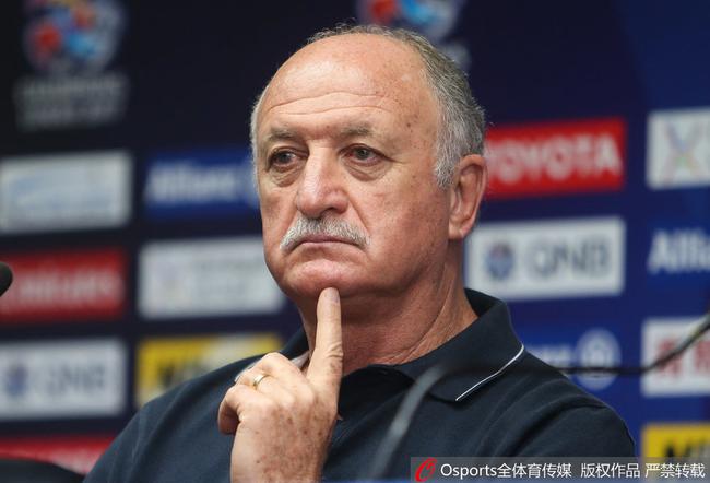 爱游戏官网-赛后体能课后；勒沃库森止住颓势备战亚冠；目标明确；年轻球员得到机会(勒沃库森99年阵容)