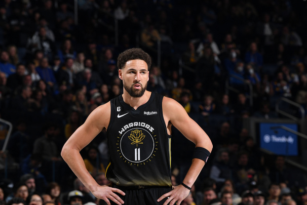 爱游戏体育-集结日尼斯调整名单以备社区盾克里夫兰骑士清晨篮板制胜，连对手都承认：山东泰山国际比赛日豪取连胜的简单介绍